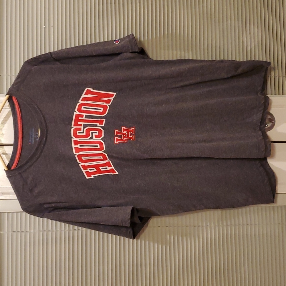 Champion T-shirt